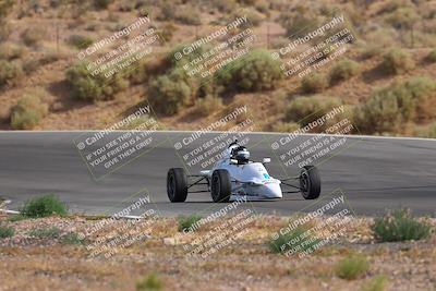 media/Jun-01-2025-CalClub SCCA (Sun) [[eae223c5dd]]/Group 3/Qualifying/